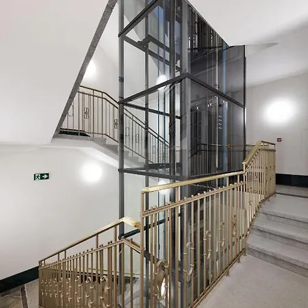 Апартаменты Luxury In The Centre